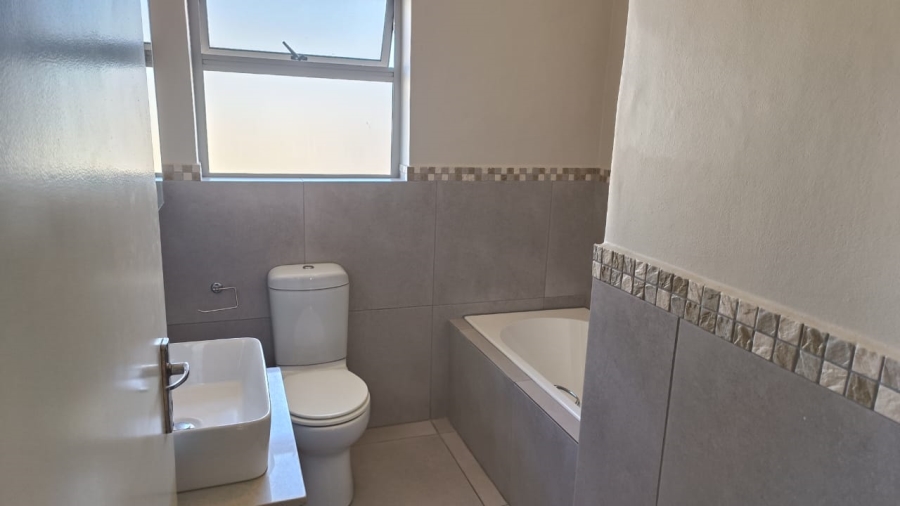3 Bedroom Property for Sale in Parklands North Western Cape